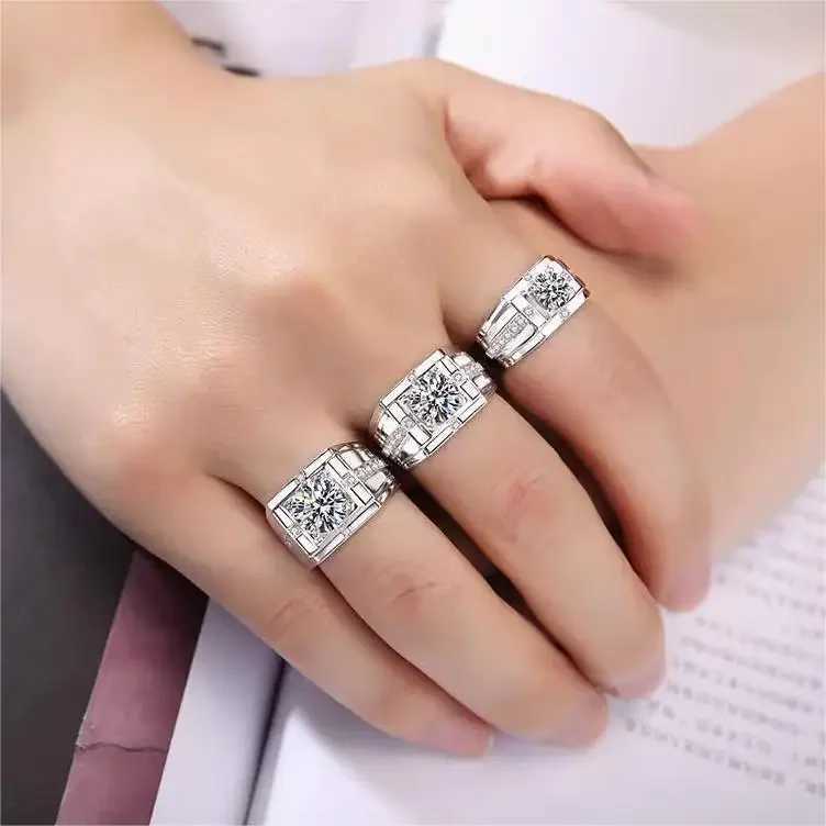 A genuine 1-carat D-colored silica womens wedding ring with 18K white gold plating and 925 sterling silver exquisite bridal jewelry W241205