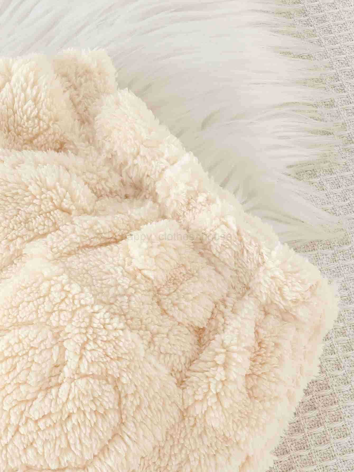 0-2 years old baby autumn and winter warm and comfortable love fur pattern hooded top + love fur pattern pants two-piece setXJ241205