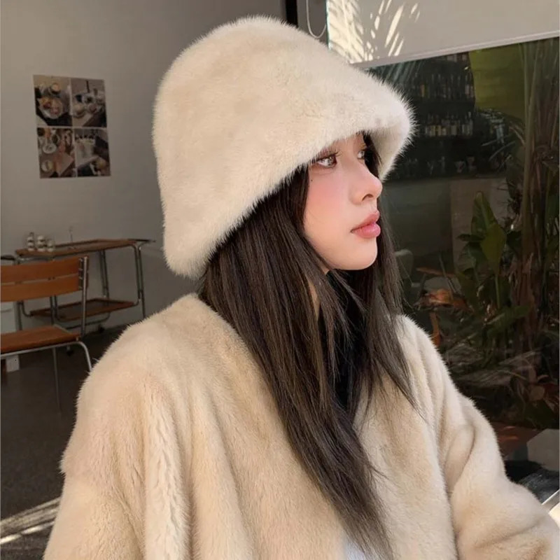 Customized winter mink fisherman thick hat for women warm and fluffy bucket hat 241205