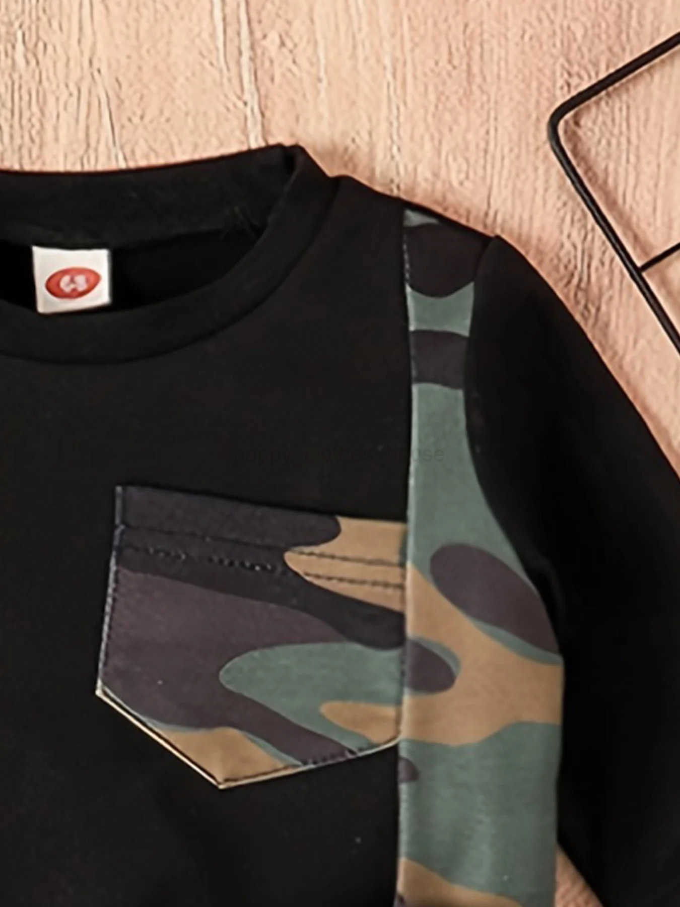 Two piece spring and autumn baby boy fashion and handsome long sleeved round neck top and camouflage pants setXJ241205