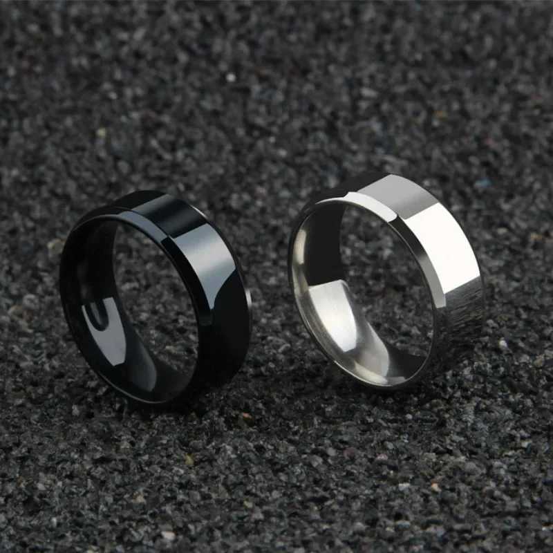 2024 Mens Charm Jewelry Ring Womens Stainless Steel Black Ring Wedding Engagement Band Quantity Matte Mens Jewelry W241205