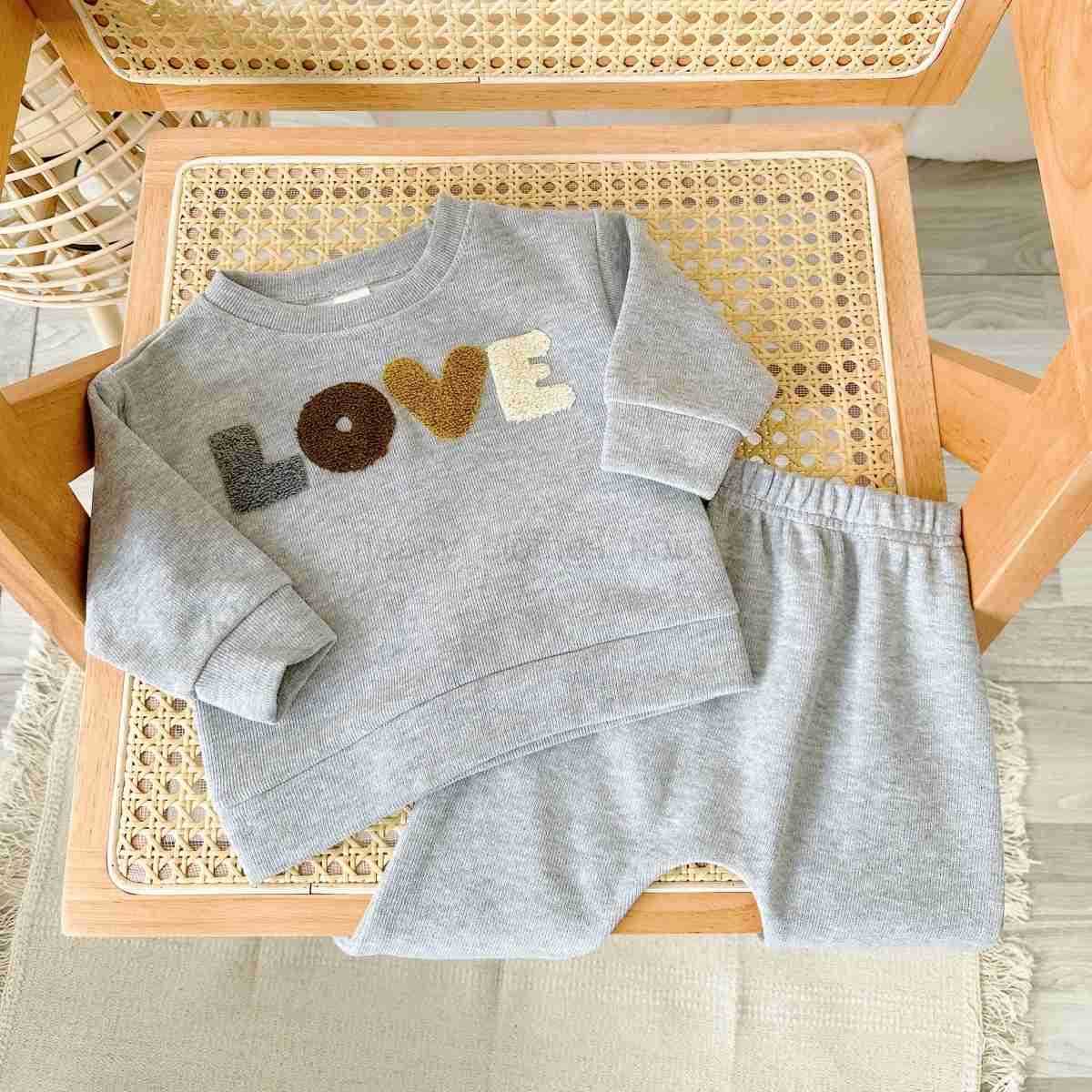 2024 Newborn Baby Boys Clothing Girls Toddler Sweatshirt Letter Long Sleeve+Pants 2PCS Children Set Spring AutumnXJ241205
