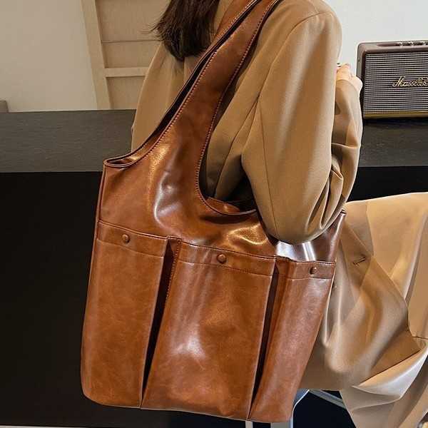 Large capacity women's autumn winter Korean version high-end shoulder bag commuting bucket bag 241215