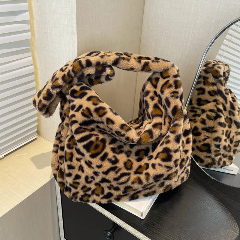 Large capacity leopard womens shoulder bag faux fur messenger bag womens plush homeless cross body retro fashion womens handbag 241205