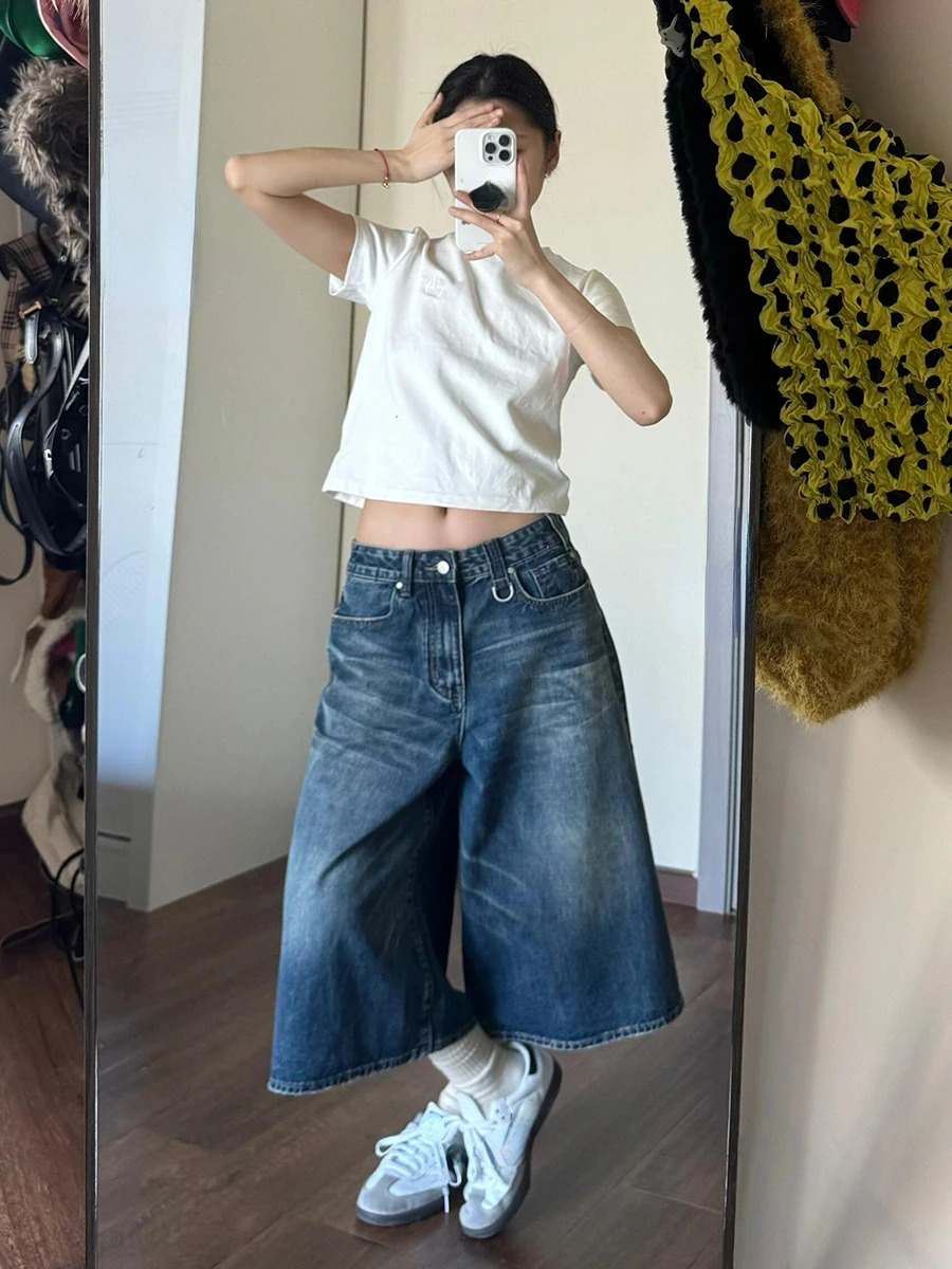 2024 Vintage Wash Whiskers Denim Shorts Women Low Rise Distressed Frayed Wide Leg Baggy Jeans Jorts Casual Summer Clothes 241204