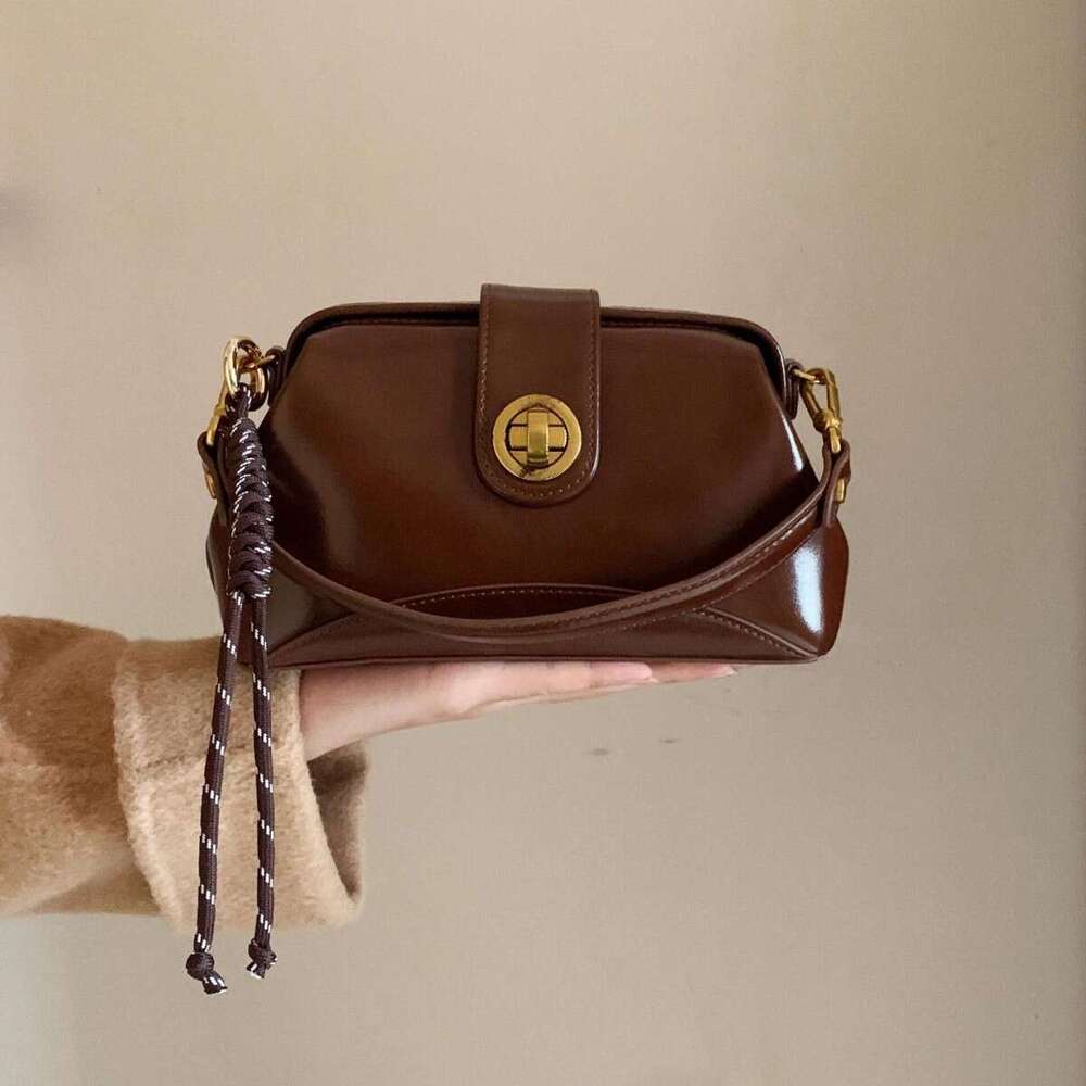 Handbag Woman shoulder Comparable Bean Light Luxury Modern Photo Square for Women New Autumn/Winter Handheld Single Cross Shoulder Small Bag
