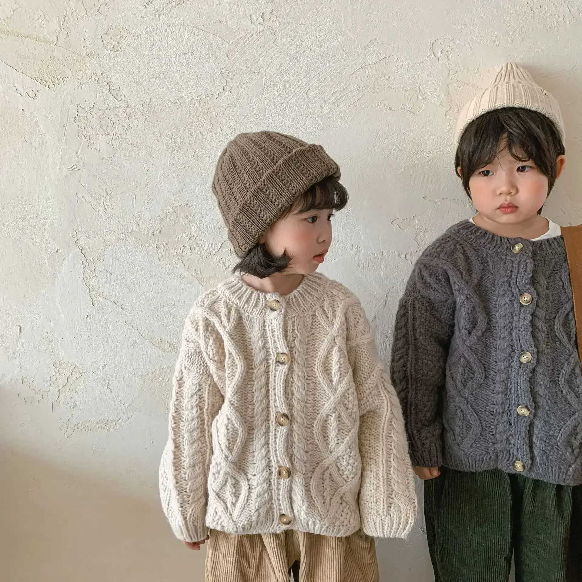 8777 Korean childrens sweater cardigan wool sweater autumn and winter baby fur linen retro cardigan wool sweater W241205