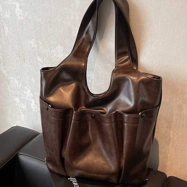 Large capacity women's autumn winter Korean version high-end shoulder bag commuting bucket bag 241215