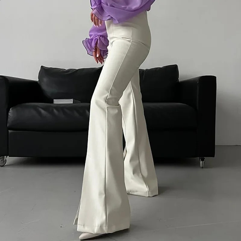 Autumnwinter Pu Leather White Split Open Flared Pants Sexy Tight Micro Flare Leggings Wholesale Agency 241205Z