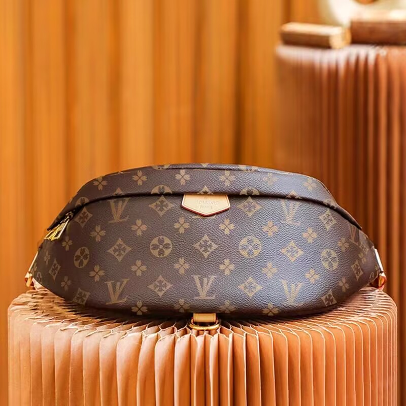 Luxurys Fanny pack bum Designer bags fashion Mini bumbag Womens Luxury high rise bum clutch shoulder Waist bags Mens Leather crossbody pochette bags 888