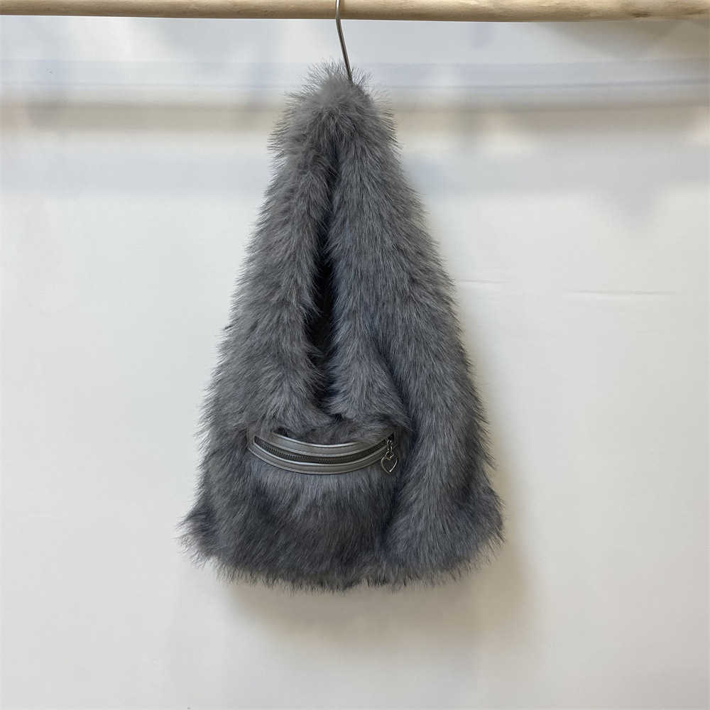 High end plush personalized autumn and winter casual fluffy soft fur bag women, large capacity underarm shoulder bag 241215