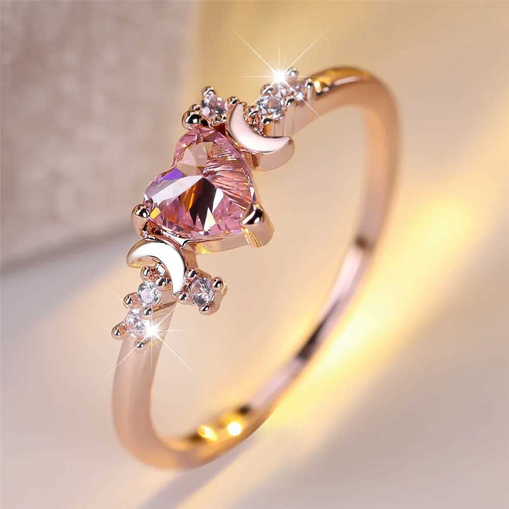 Elegant pink crystal heart-shaped stone ring cute little moon ring for women retro rose gold color for women wedding band brides jewelry W241205