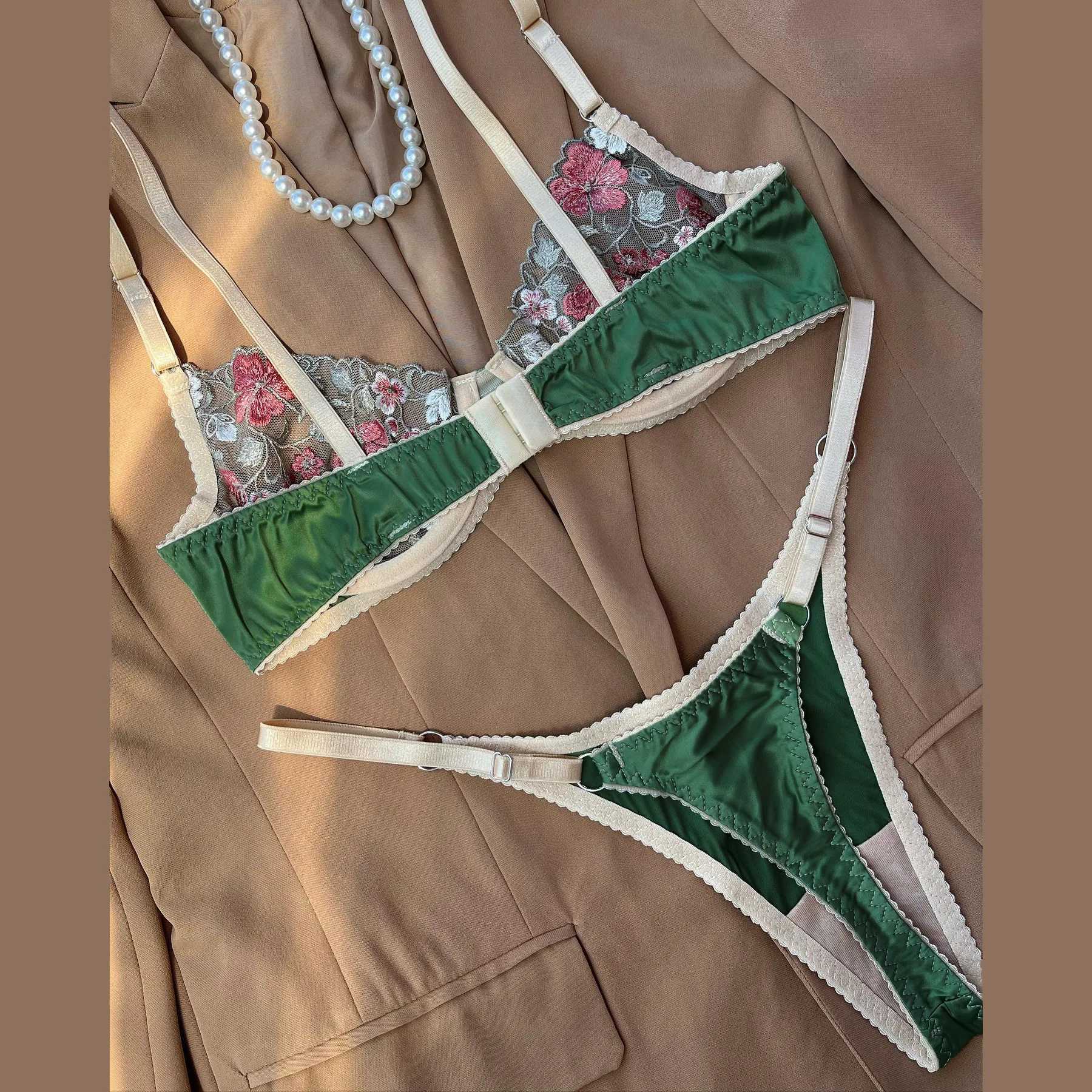 Sexy Lingerie Set Women Green Floral Embroidery Transparent Erotics Bra + Thong Panty Perspective Underwear Two-piece SetsXJ241205