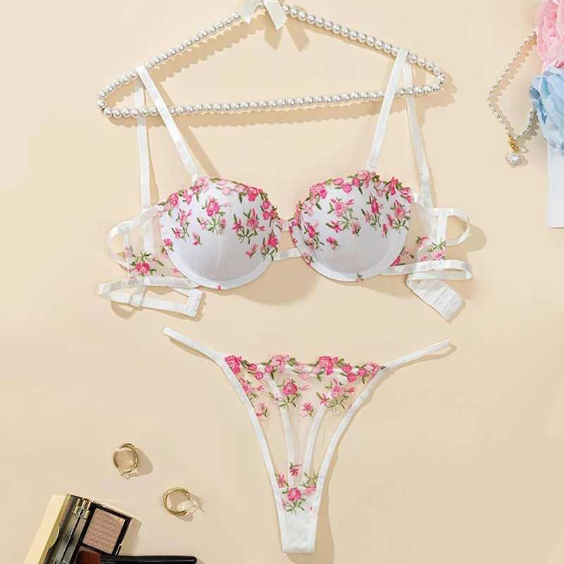 Fancy Lingerie Ultra Sexy Women Underwear Gather Chest Bra Sets Sexy Girl Intimate Erotic Lingerie Lace Transparent UnderwearXJ241205