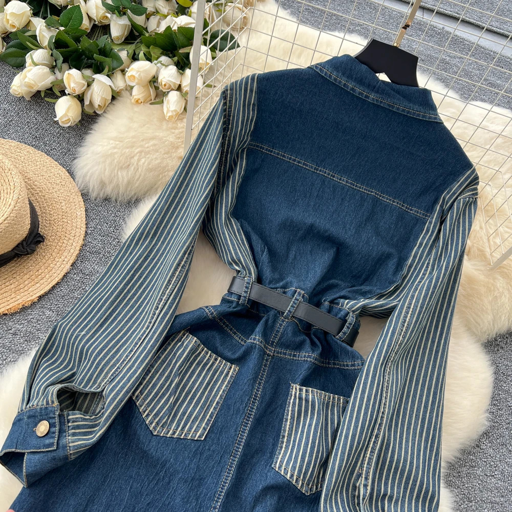 Women Long-sleeved Denim Dress Design Sense Niche Long-Sleeved Striped Splicing Lapel Metal Buckle Waist Slim Split Jeans Dress 241204