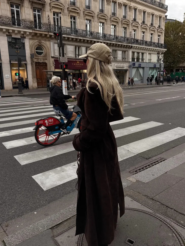 2024 Winter Brown Suede Leather Long Coats With Belt Women Lapel Double Breasted Overcoat Female Retro High Street Outwear 241202