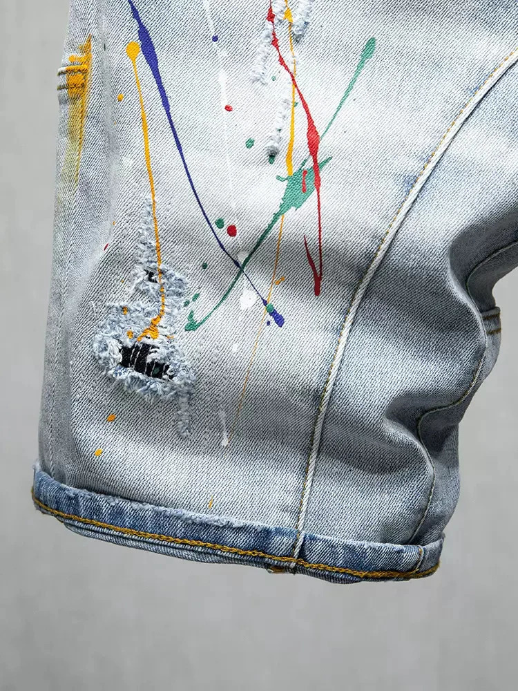 Summer Fashion Men Jeans Retro Light Blue Elastic Stretch Ripped Short Jeans Painted Spliced Hip Hop Denim Shorts Men 241205