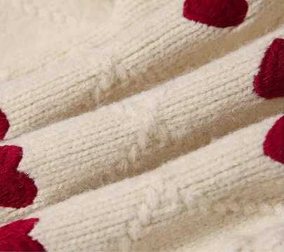 Girls knitted sweaters autumn and winter childrens wool sweaters tops for babies aged 1 to 7 outerwear childrens pull-out sweaters W241205