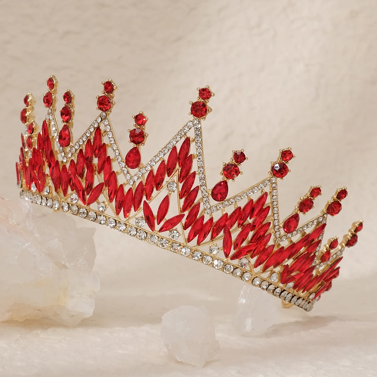 Evening party Tiaras Bridal Crowns For Women Birthday Headdress s Retro Headwear Hair Accessories Jewelry 241122