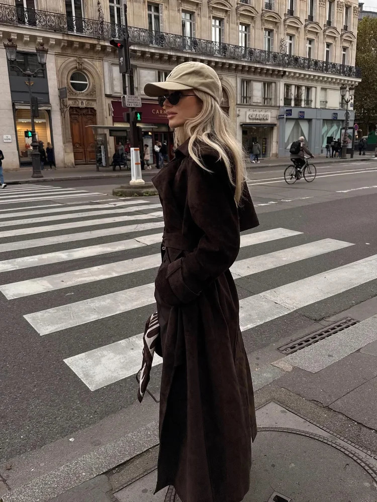 2024 Winter Brown Suede Leather Long Coats With Belt Women Lapel Double Breasted Overcoat Female Retro High Street Outwear 241202