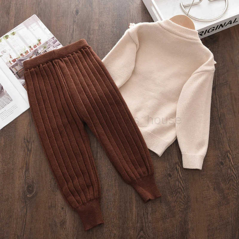 Bear Leader Baby Girls Autumn Winter Fashion Bow Knitted Thick Clothes Sets Kids Long Sleeve Sweater Pants Set Baby Girl OutfitXJ241205
