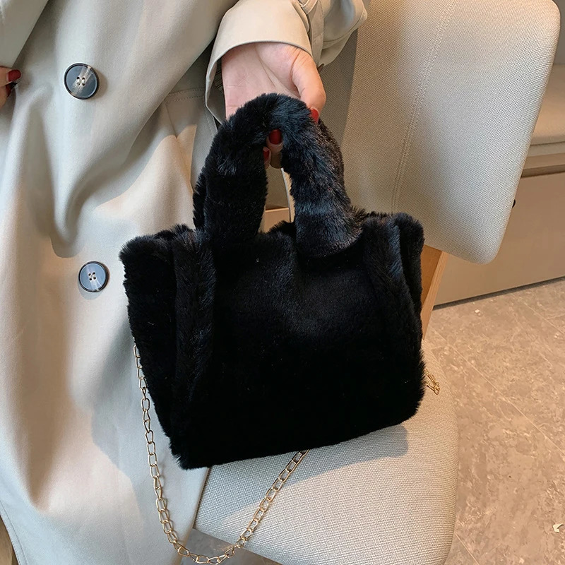 Winter Faux Fur Shopper Tote Bag for Women Plush Handbag Designer Fluffy Wool Shoulder Furry Crossbody Messenger 241205
