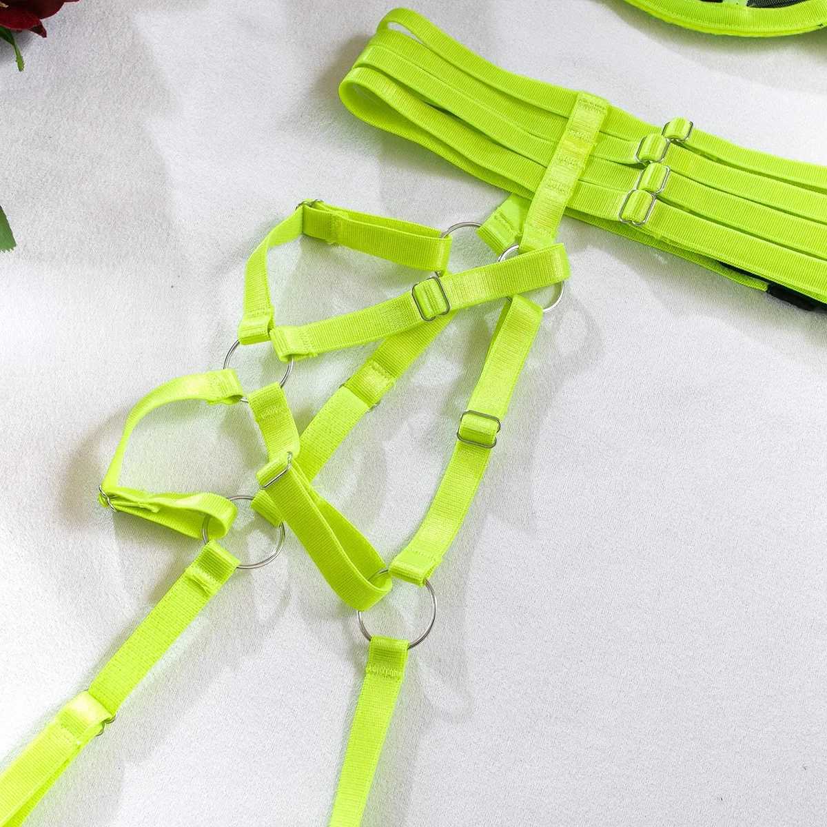 Sexy Neon Green Patchwork Lace Garter Lingerie Set Women Intimates 2024 Underwire Bra and Thongs Ladies Underwear Erotic SetsXJ241205
