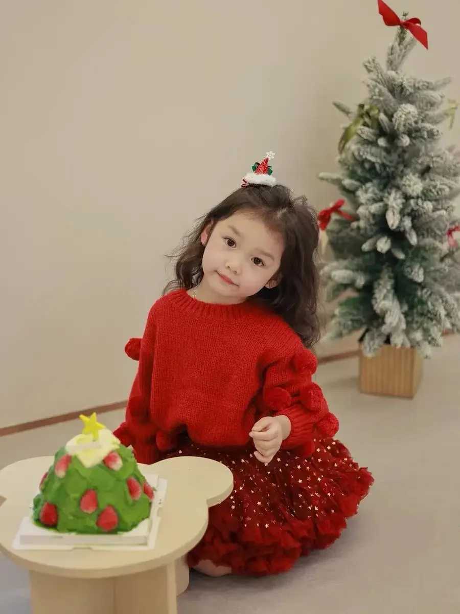 New autumn and winter clothing 2024 Korean girl Christmas red sweater Versatile cute childrens clothing W241205