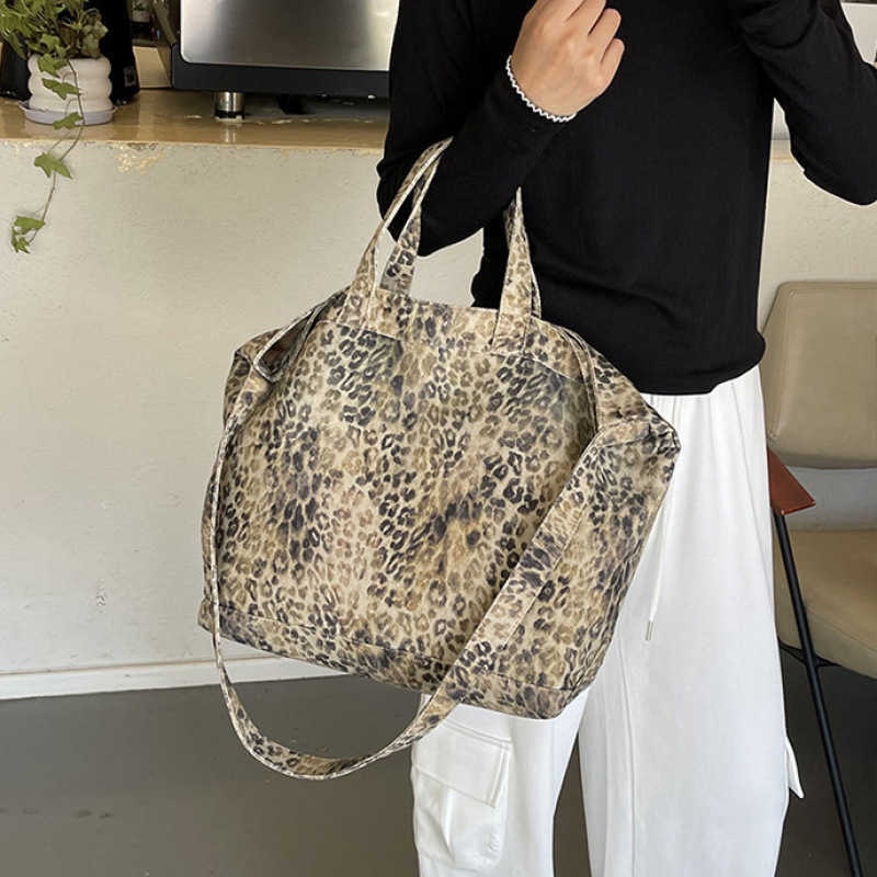 Korean Ins Canvas Bag Women's Laziness and Relaxation, Large Capacity Student Shoulder Tote Bag 241215