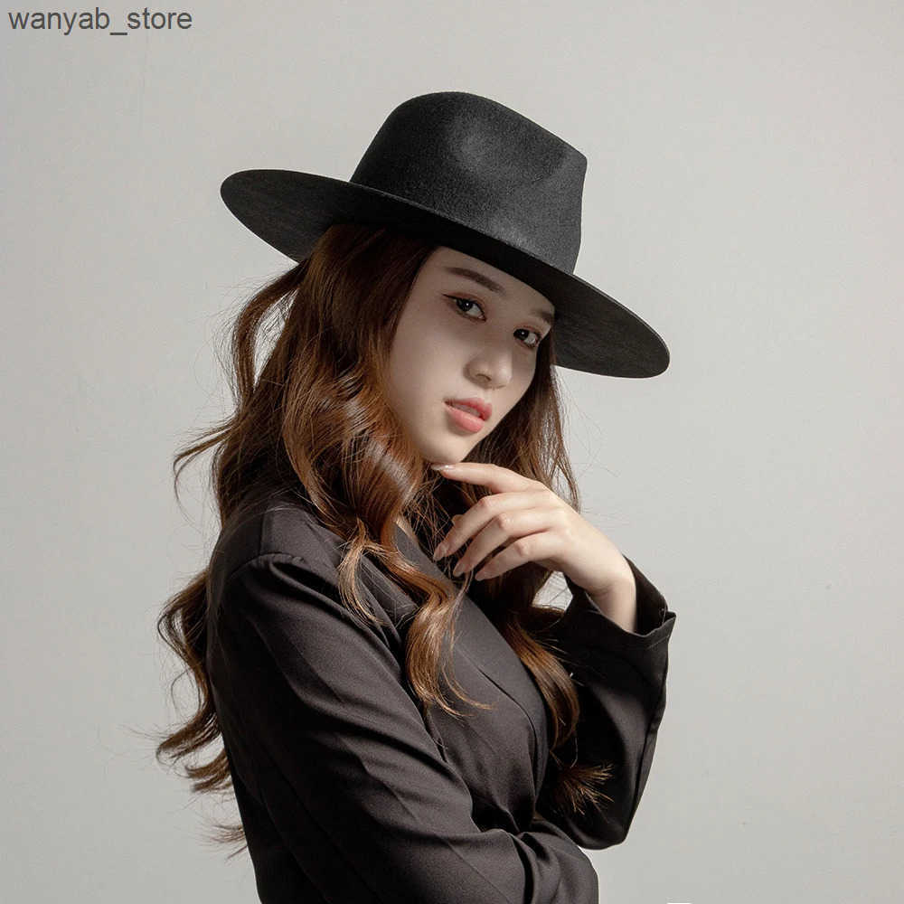 Cloches Australian wool Fedora hat with Felt bandwidth border fashionable design L240910