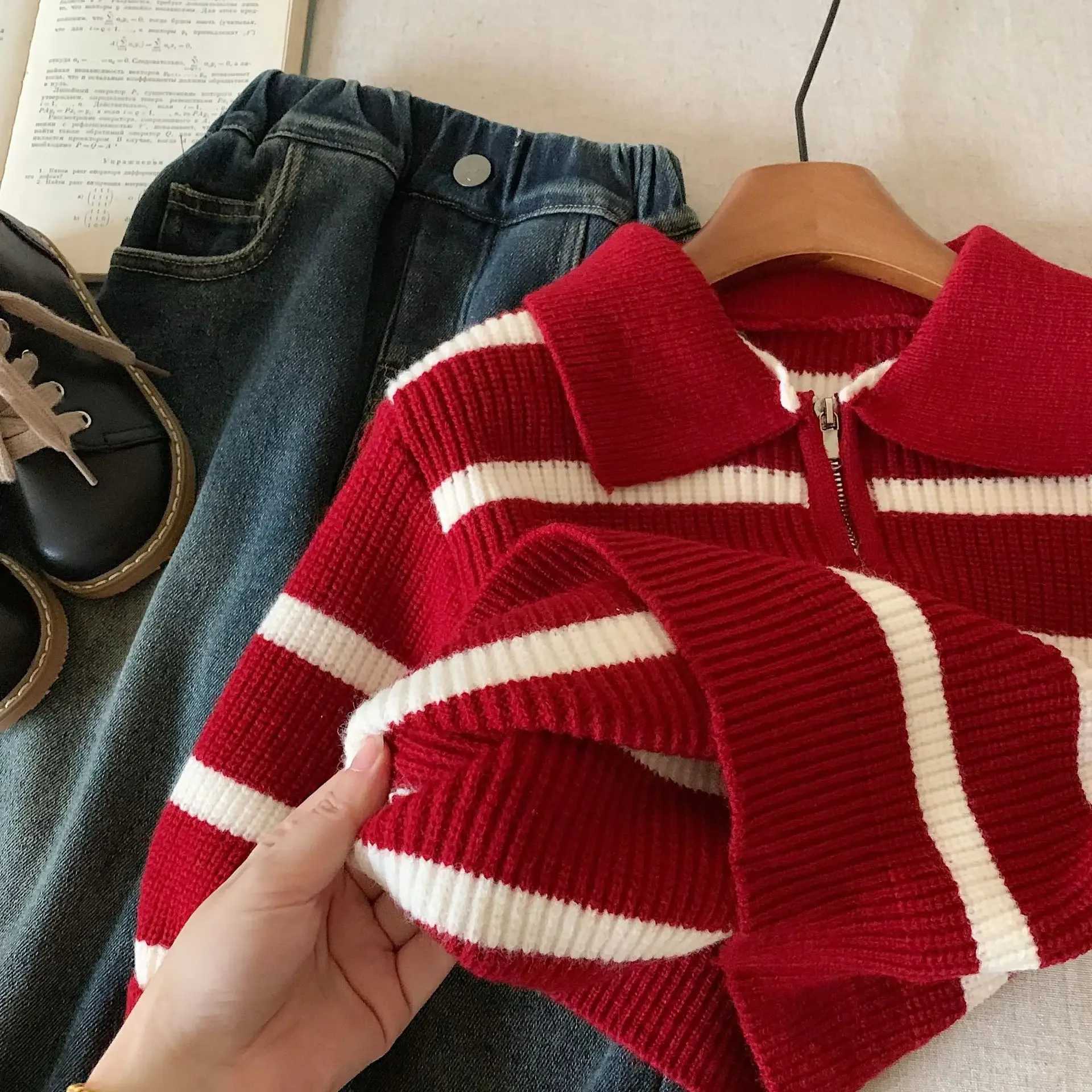 Childrens Sweater New 2024 Autumn/Winter Striped Bag Korean Fashion Simple Self Heating W241205