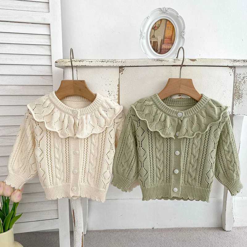 Baby newborn girl sweater cardigan wool sweater hollow flower pleated long sleeved girl top coat Korean girl dress autumn knitted jacket W241205