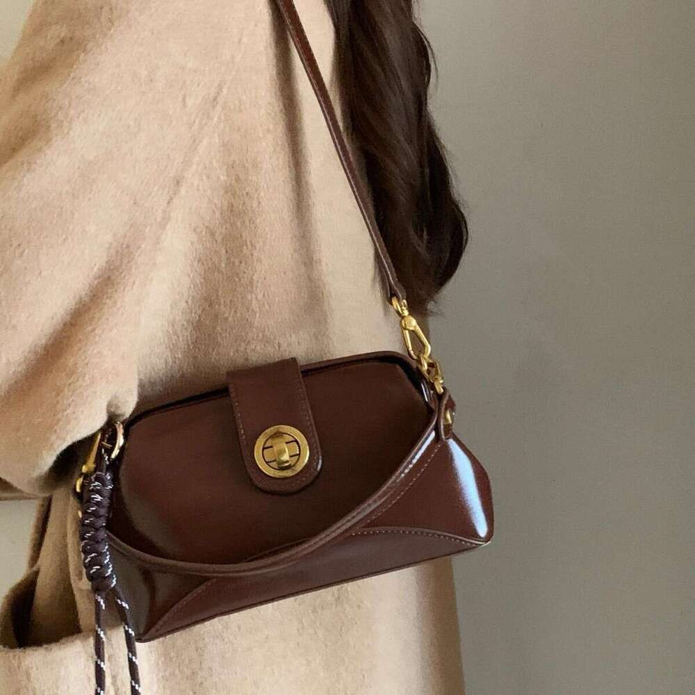 Handbag Woman shoulder Comparable Bean Light Luxury Modern Photo Square for Women New Autumn/Winter Handheld Single Cross Shoulder Small Bag