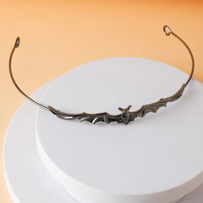 vintage gothic bat crown headbands metal animal hairband cosplay party tiara hair accessories jewelry headdress gifts 241122