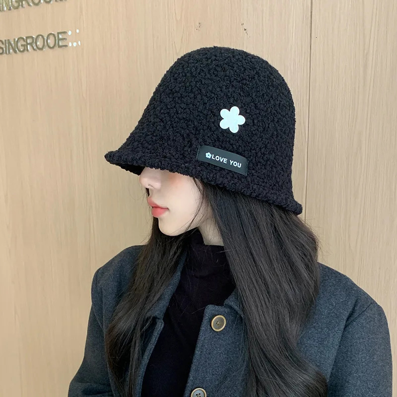 Autumn Winter Hat Metal Label Plush Fishermans Hat Warm Face Small Bucket Womens Outdoor Sports M513 241205