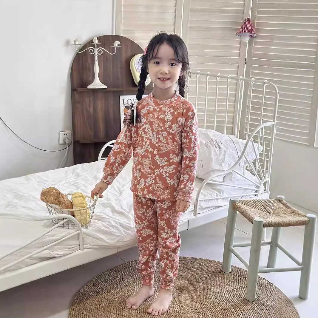 Pajamas Autumn Winter Teenager Girls 2PCS Homewears Cotton Ptinted Fleece Kids Girls Pajamas Warm Skinny Children Girls Sleepwears H241205