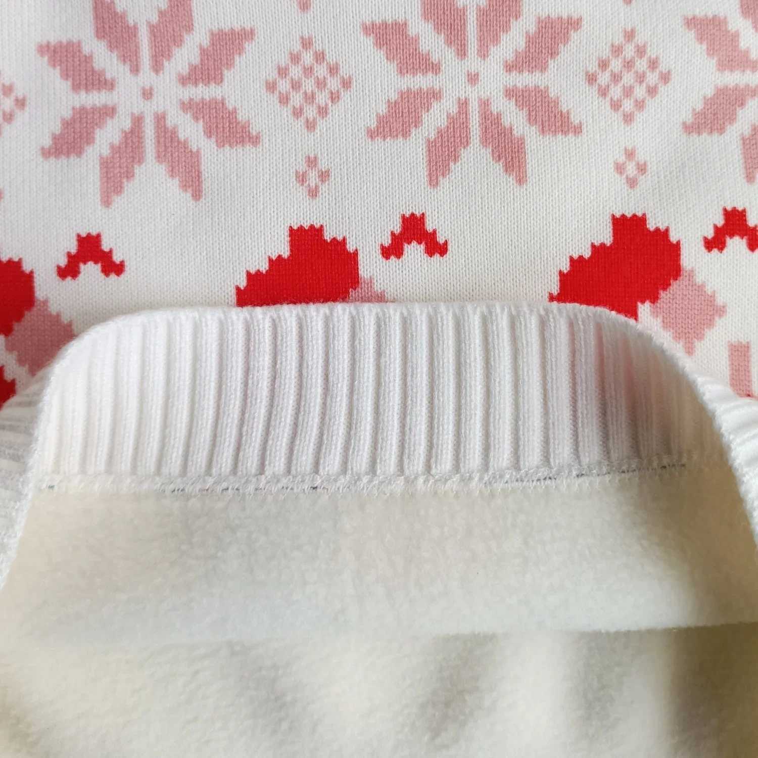 Winter Comfortable and Warm Velvet Knitted Christmas Snowman Christmas Hat Baby Girl Sweater High Collar Childrens Top W241205