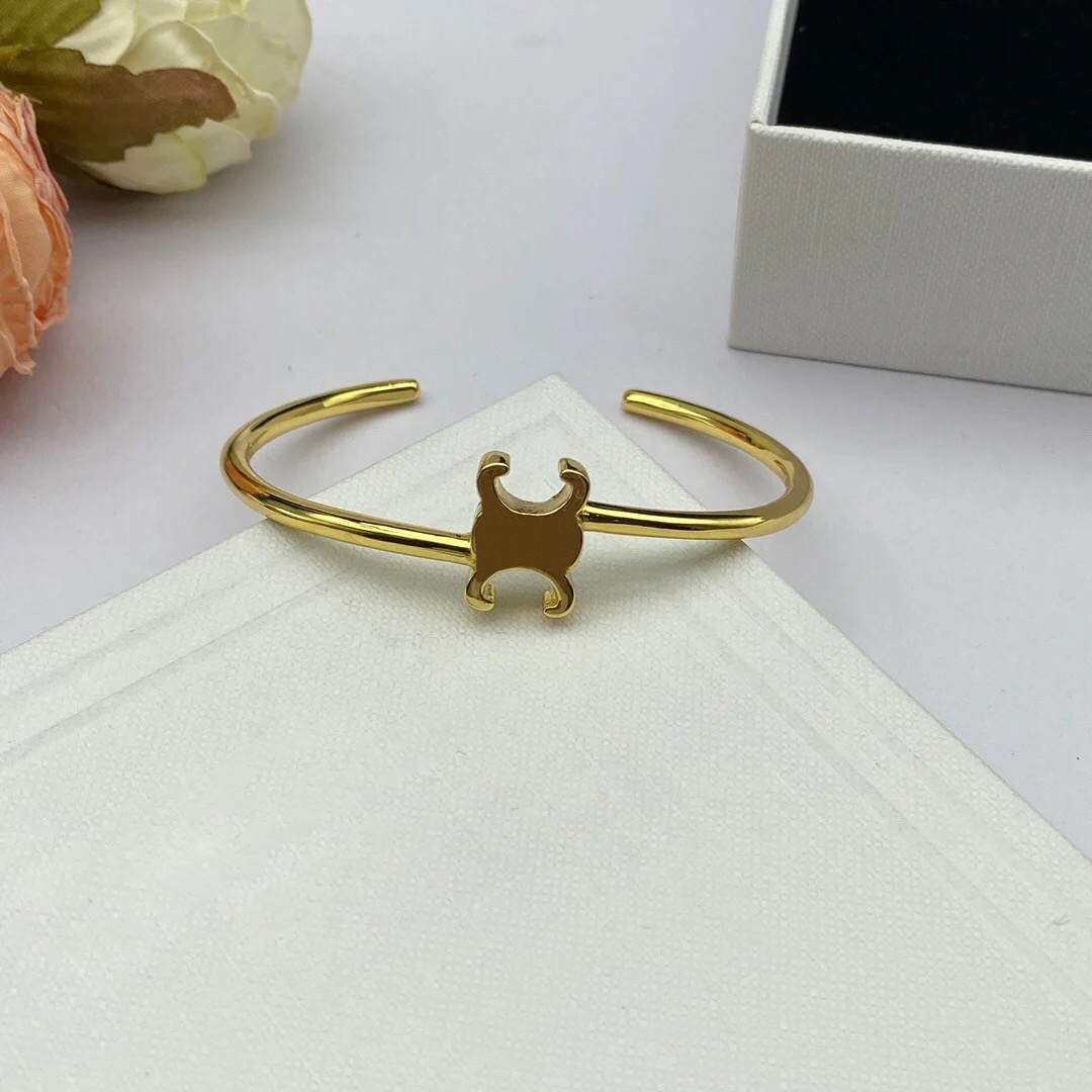 Designer bracelet luxury bracelets designer for women solid colour design revolve bracelet manners sobriety jewelry gift box Christmas gift very nice