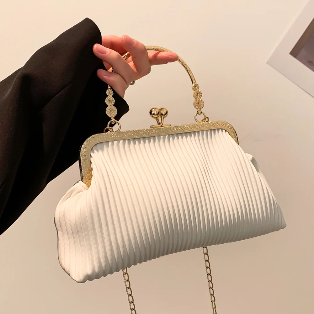 Chain Ladies Messenger Bag Fashion Tophandle Simple Elegant PU Leather Casual Portable Soft Metal Buckle for Cocktail Party 241204