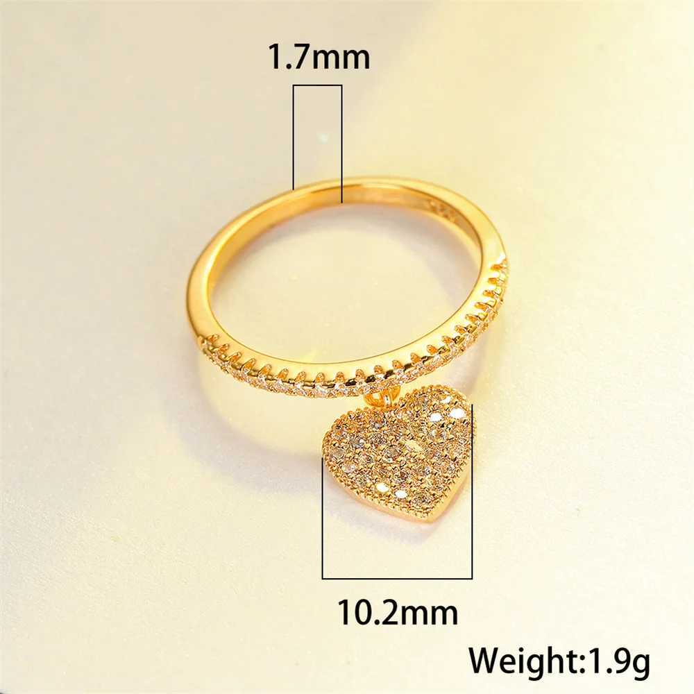 Luxury crystal white zircon heart-shaped ring suitable for women vintage gold wedding ring engagement jewelry mothers gift W241205