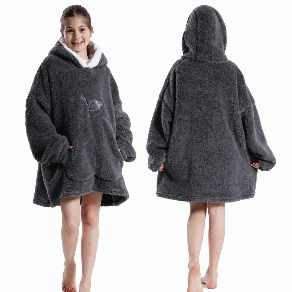 Pajamas Winter Hoodies for Girls Boys Hooded Flannel Warm Sweatshirts Childrens Wearable Blanket with Sleeves Kids 100-160cm Clothing H241205