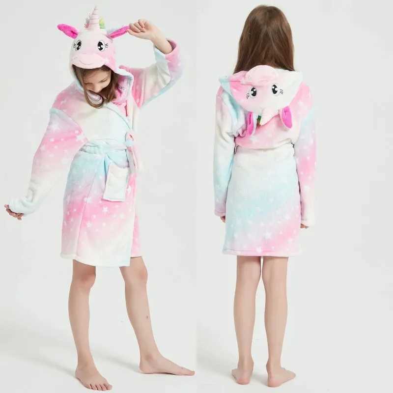 Pajamas Animal Bathrobes for Girls Childrens Pajamas Flannel Winter Boys Husky Robes Kids Home Clothing Baby Girl Warm Soft Nightgown H241205