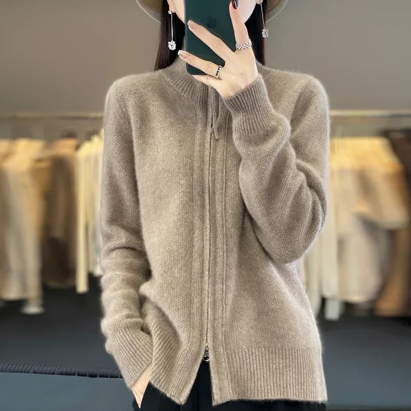 Womens 100% Merino Wool Knitting Sweater Turndown Collar Cardigan AutumnWinter Thick Tops Cashmere Double Zipper Soft Jacket 241204