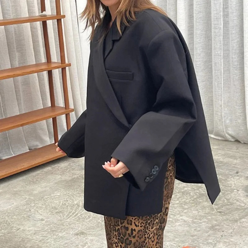 Fashion Casual Suits Blazer Coat Women Solid Lapel Office Loose Button Lady Jacket Autumn Oversize Chic Pocket Female Outerwear 241204