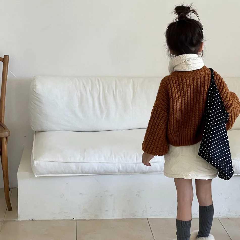 2023 Winter New Childrens Clothing Girls Knitted Sweater Metal Button Open Woolen Sweater Childrens Lantern Sweater Trend W241205