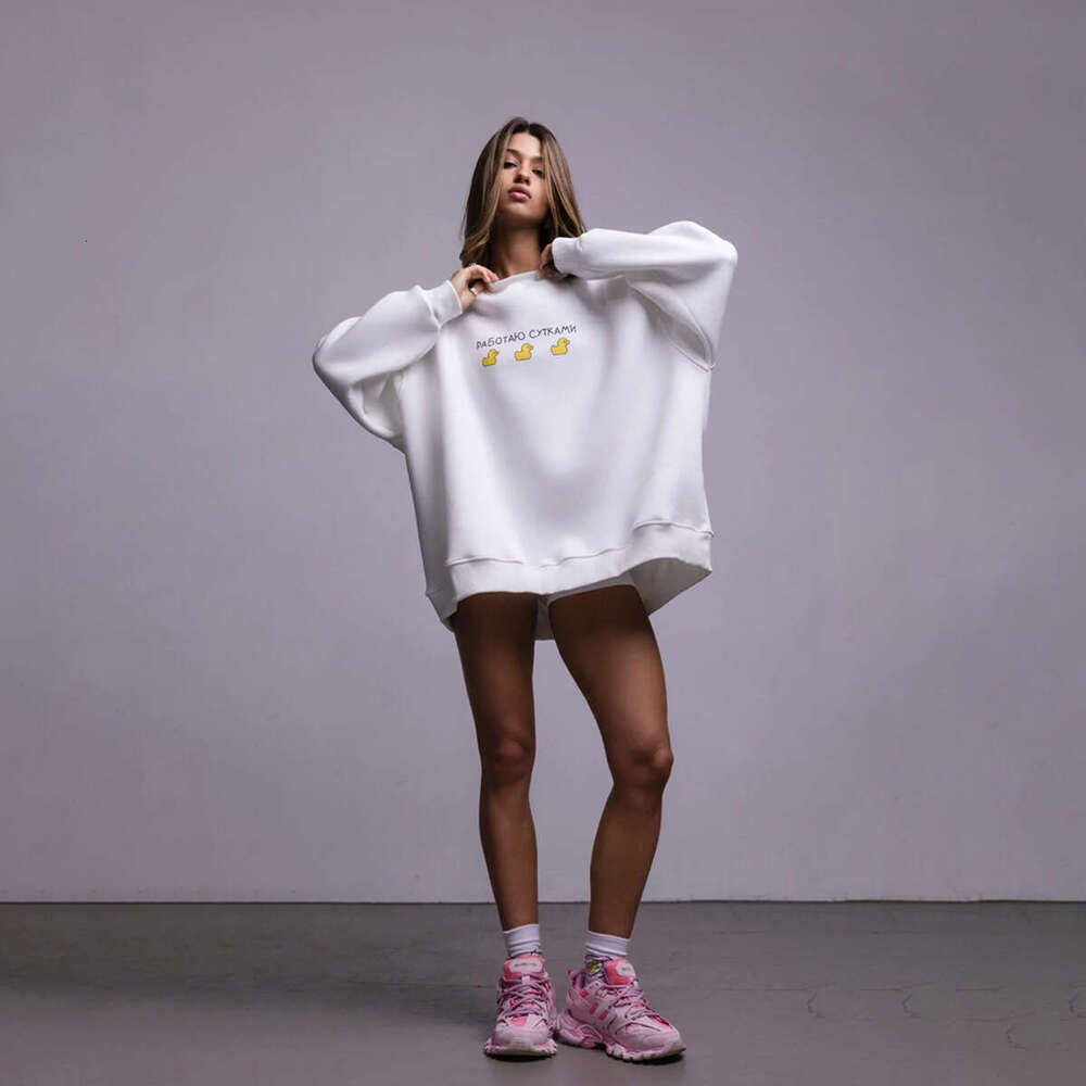 Loose round neck autumn winter European and American style slimming pullover hoodie for women 2024 temperament versatile new trendy clothing ins