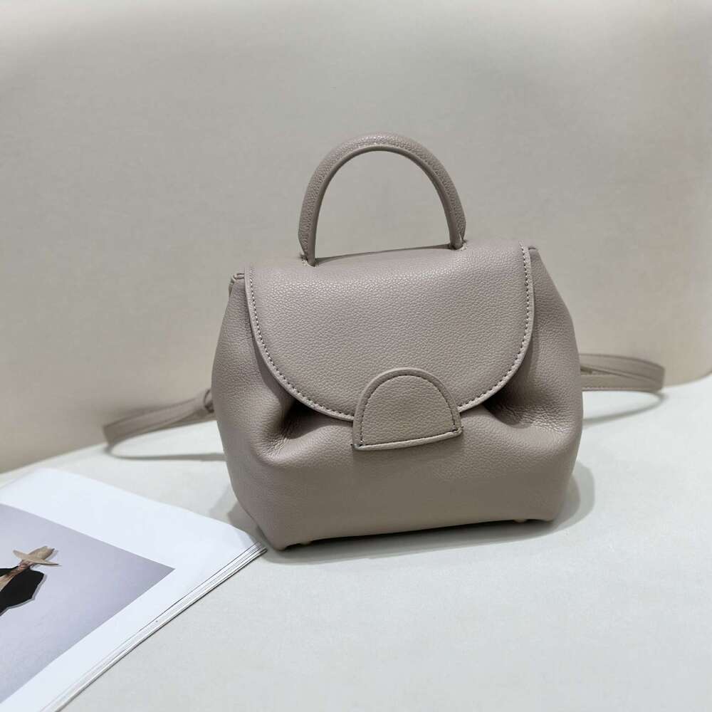 New Face With Rich Design High-Quality Dimple Bag For Women French Niche Crossbody Brand Pig Bags Birthday Handbags