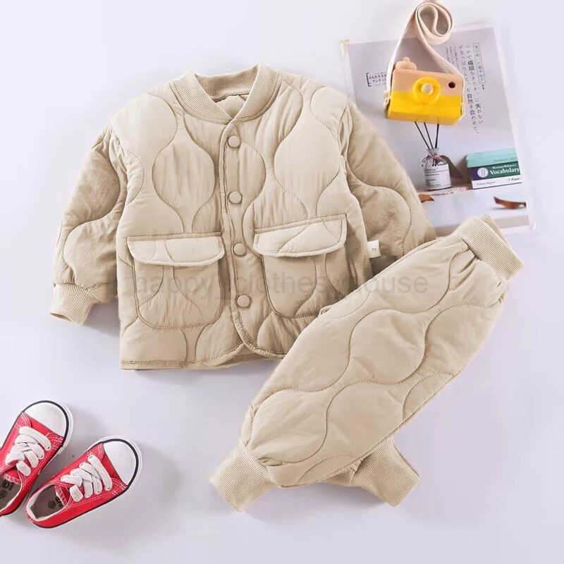 Korean version Baby Boy Clothes childrens thickened insulation with cotton clip winter set suitable for baby top jacket+pantsXJ241205