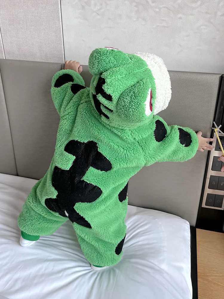 Pajamas Baby Frog Onesies Green Cute Pajamas Bebe Boy Girl Winter Romper Flannel Thick Soft Halloween Clothes Kawaii Animal Outfit 2023 H241205