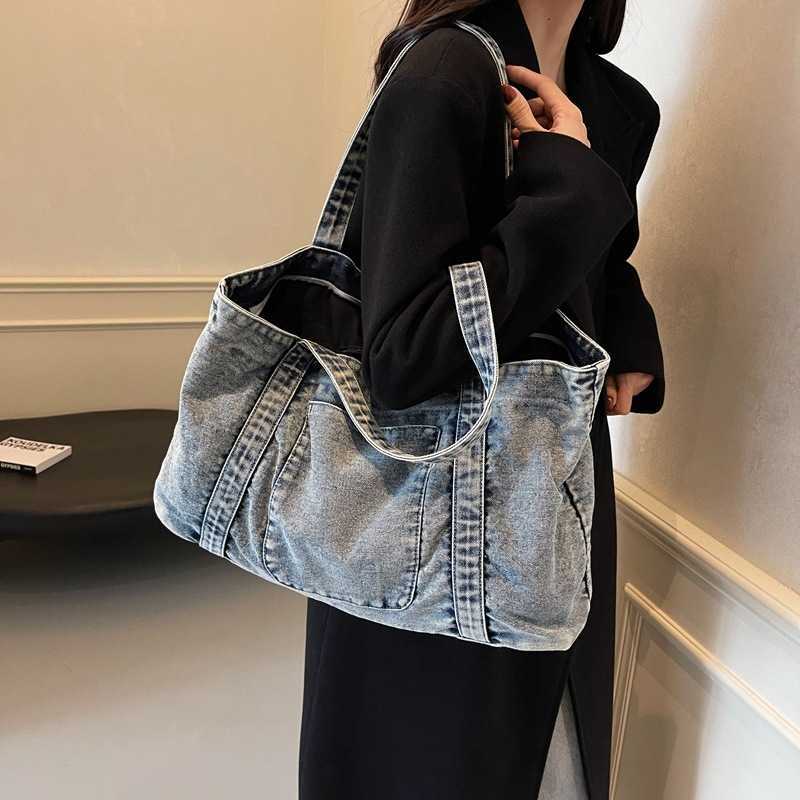 Street trend denim tote bag, women's new fashion, simple temperament, versatile shoulder bag, commuting handbag 241215